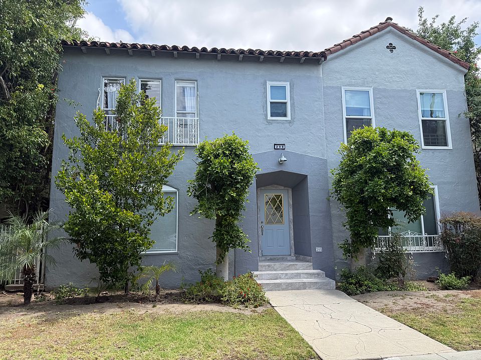 1st image of 208 N La Peer Dr #7