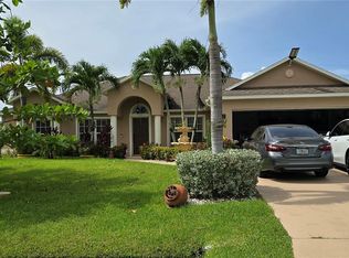 1237 SW Malaga Ave, Port Saint Lucie, FL 34953
