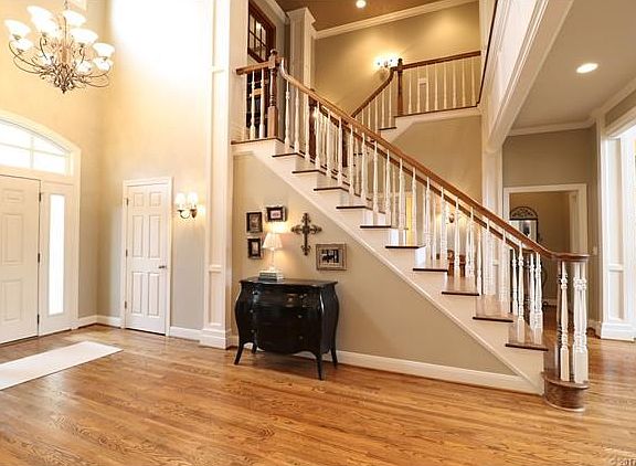 Breathtaking Entryway