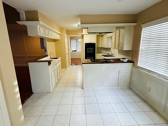 2nd image of 3247 Little Bear Dr