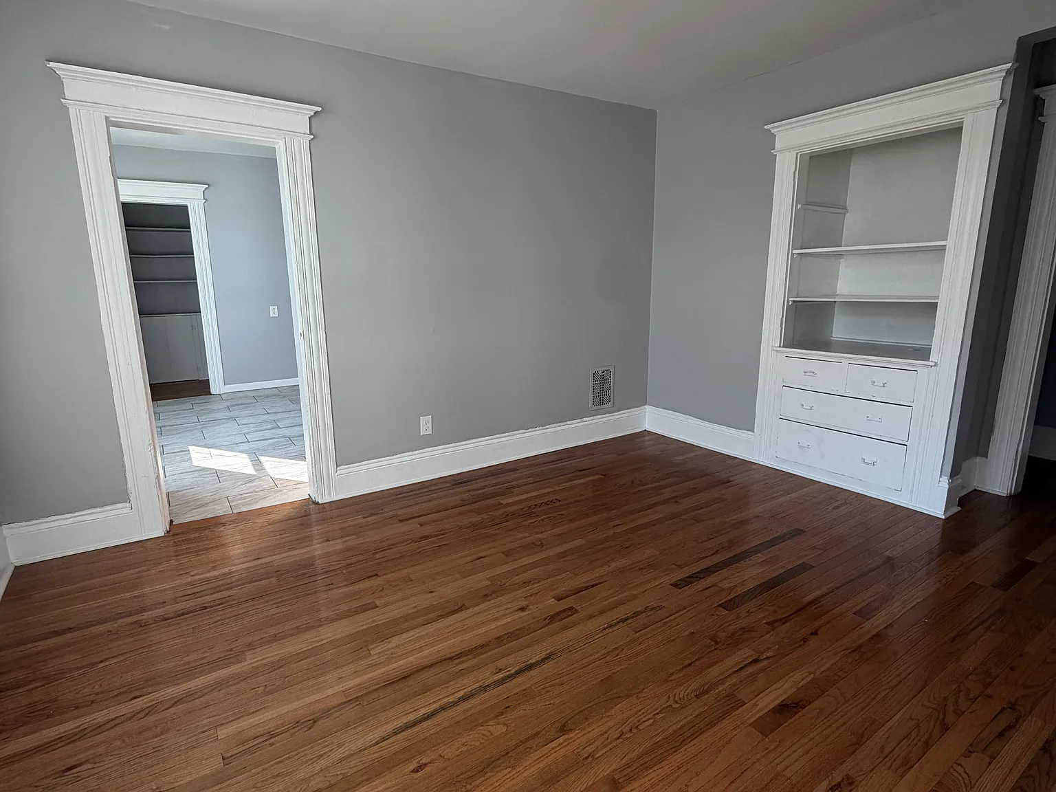 3 bed, 1206 sqft, $1,800 — Photo 3