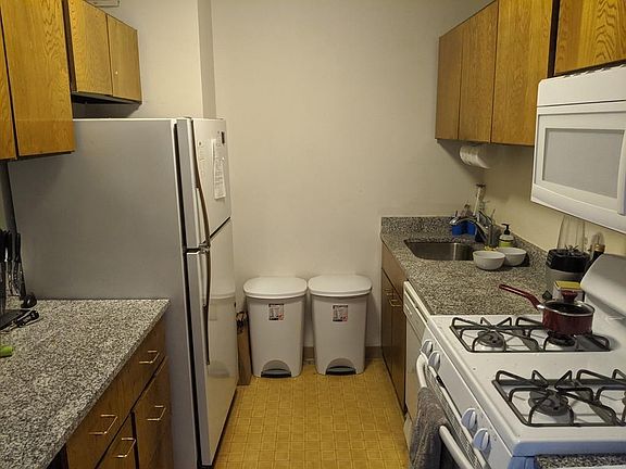 2nd image of 99 Pond Ave APT 603