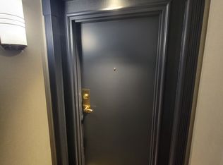 330 McCowan Rd #1405, Toronto, ON M1J3N3