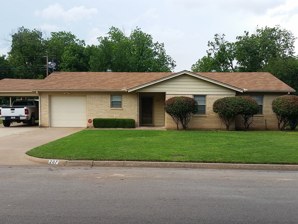 1st image of 207 Dogwood Ln