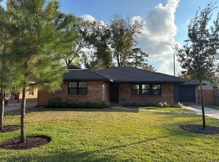 2223 Hialeah Dr, Houston, TX 77018