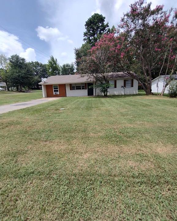 1st image of 2601 E George Ritchie Rd