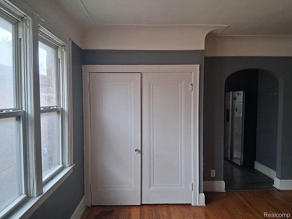 4th image of 3792 Clements St