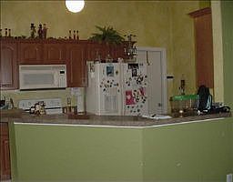 4th image of 2403 Lemberton Ct