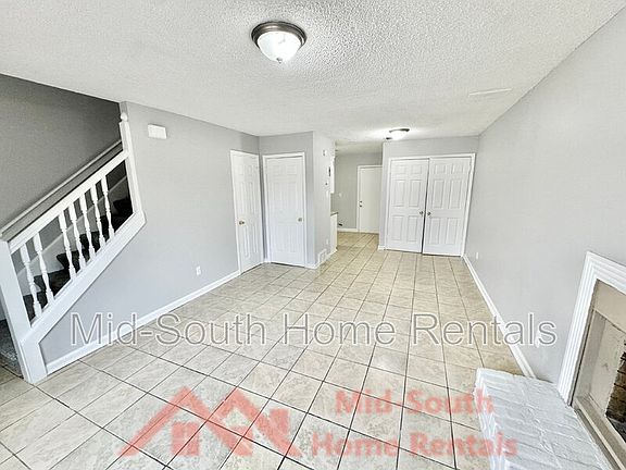 4th image of 3538 Christine Rd