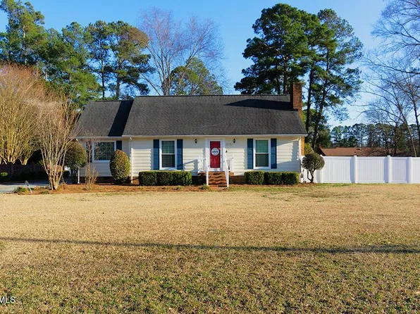 605 W Roseboro Street, Roseboro, NC 28382