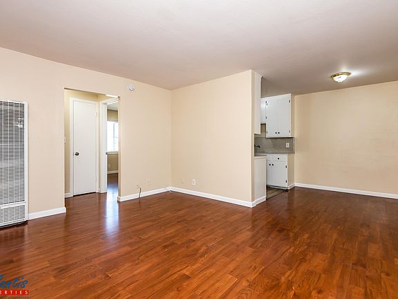 2nd image of 418 Roosevelt Ave APT 6