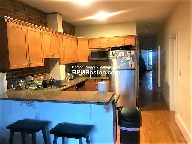 3 bed, $3,750 — Photo 2