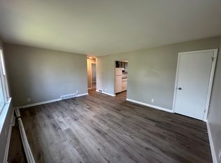 1008 Elizabeth Dr UNIT W, Valparaiso, IN 46383