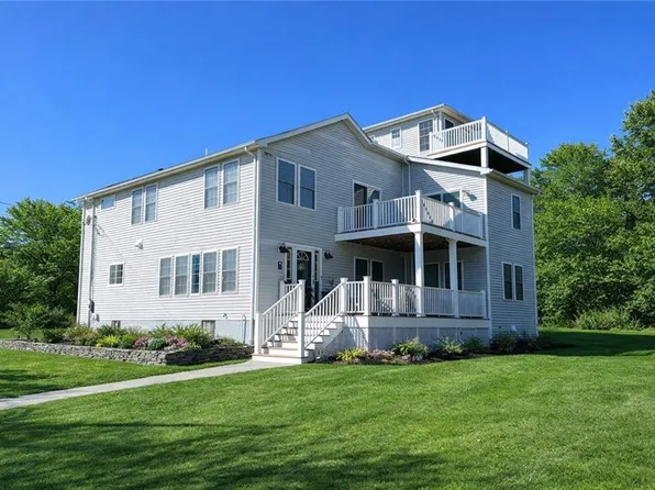 14 Hulls Ct, Jamestown, RI 02835