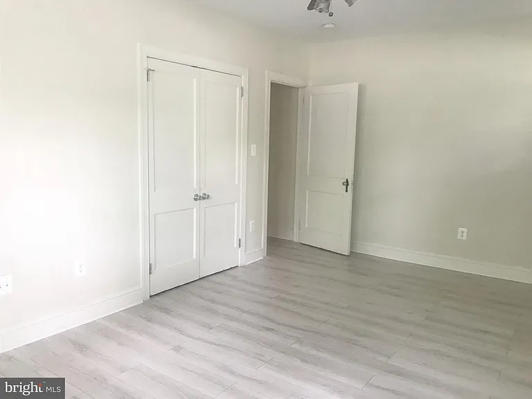 401 Commonwealth Ave #10B — Photo 33