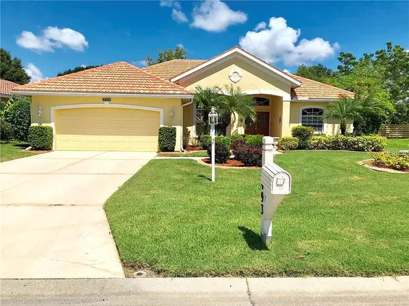 4493 McIntosh Lake Ave, Sarasota, FL 34233