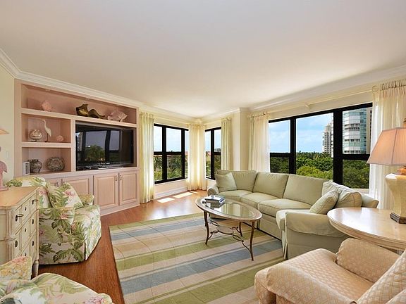 2nd image of 4451 Gulf Shore Blvd N APT 604