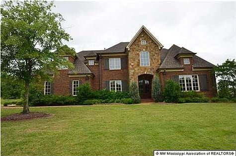 2nd image of 218 Hidden Oak Dr