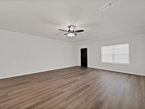 5th image of 128 Sedona Creek Ct