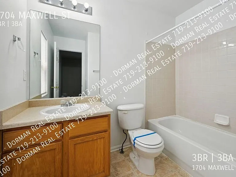 1704 Maxwell St — Photo 20