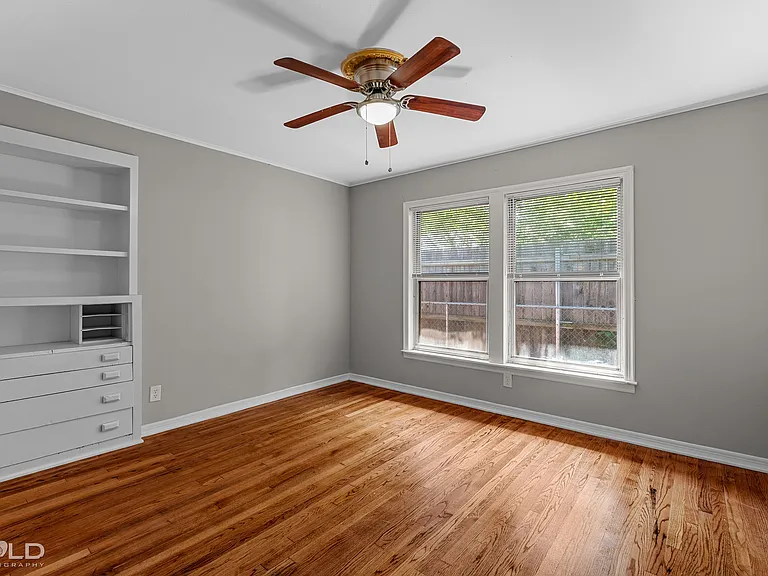 406 Monrovia St — Photo 16