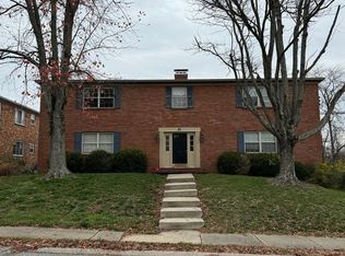 31 Holly Woods Dr #C, Fort Thomas, KY 41075