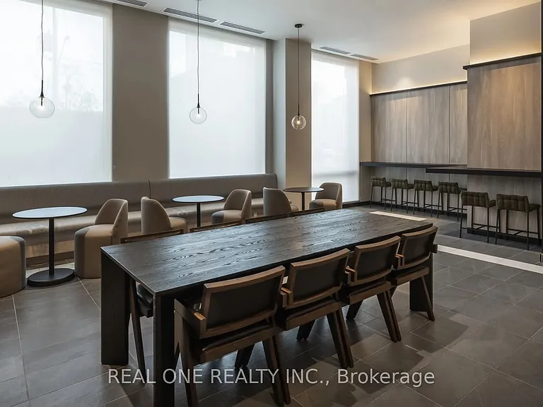 1 Jarvis St #820 — Photo 17