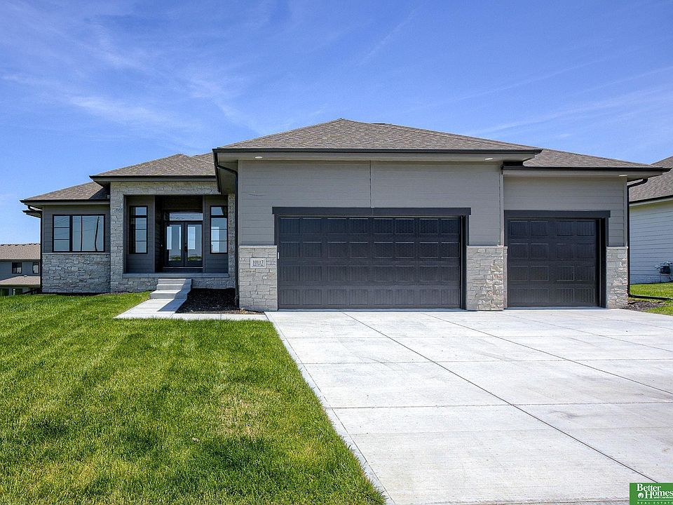 1st image of 10117 S 191st Ave
