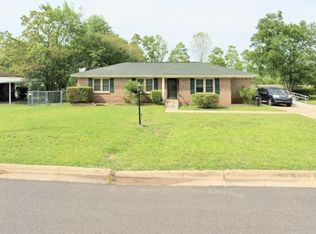 102 Dee Dr, Montgomery, AL 36108