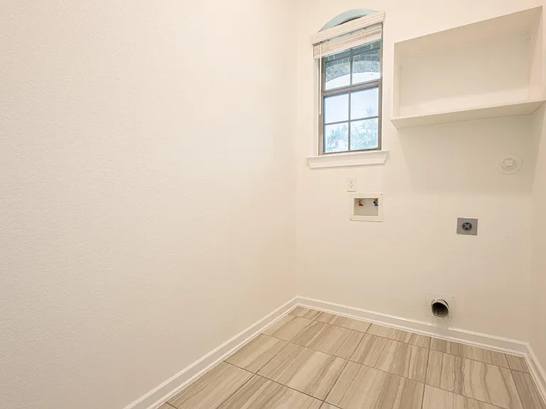 12226 Castano Creek Dr — Photo 31