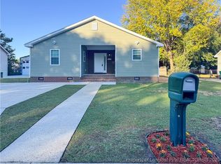 3601 Cliffridge Dr, Lumberton, NC 28358