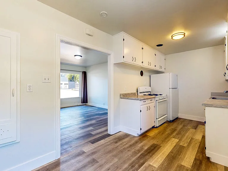 560 McConnell Ave — Photo 25