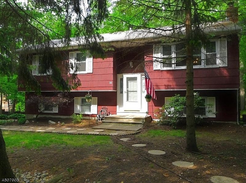 1st image of 30 Longview Ln S