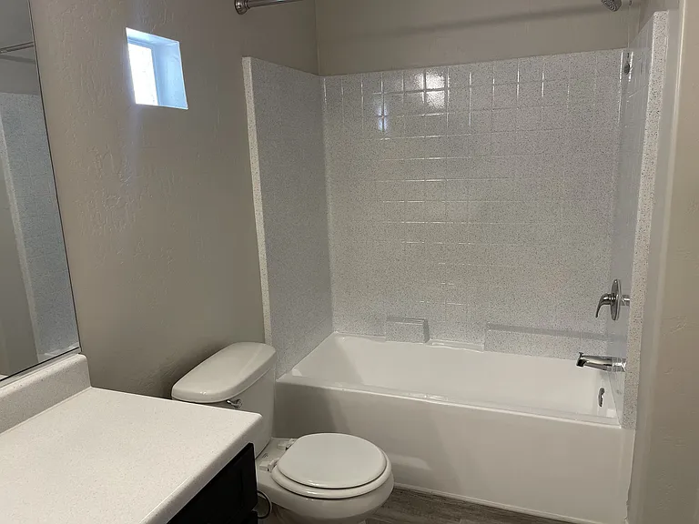 Aspen Ridge Apartment Homes — Photo 10