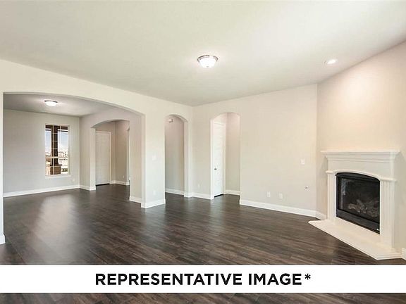 3rd image of 1805 Daldoran Dr