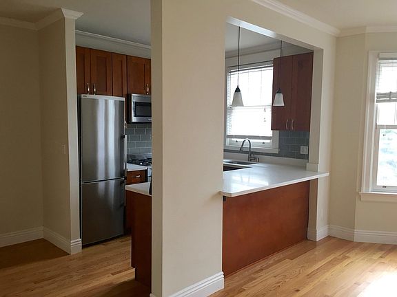 5th image of 254 Divisadero St APT 00002