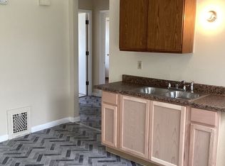 2903 N 17th St #2905, Milwaukee, WI 53206