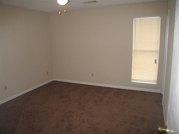 5th image of 6955 Northknoll Ave