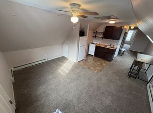 427 Raft Ave, Holbrook, NY 11741