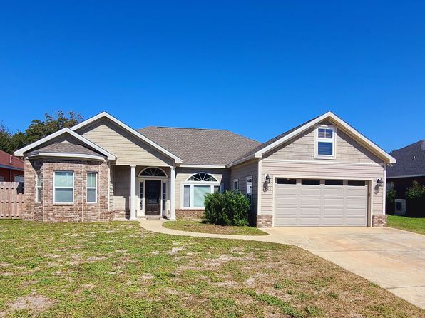 2901 Tupelo Dr