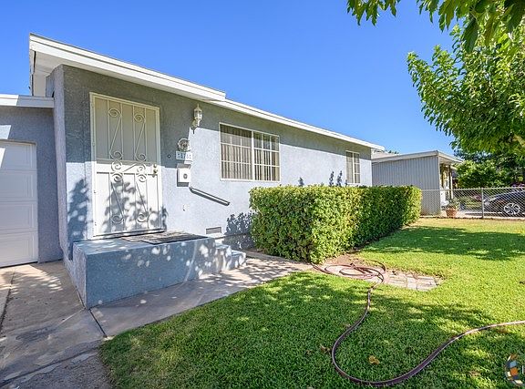 4th image of 878 Fern Ave
