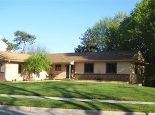 3923 Jonquil Ln, Okemos, MI 48864