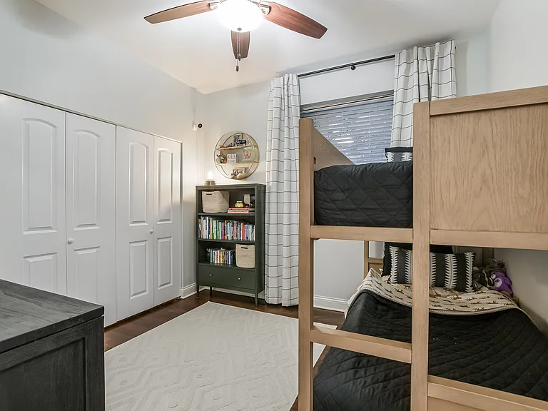 1507 W Cortez St #102 — Photo 15