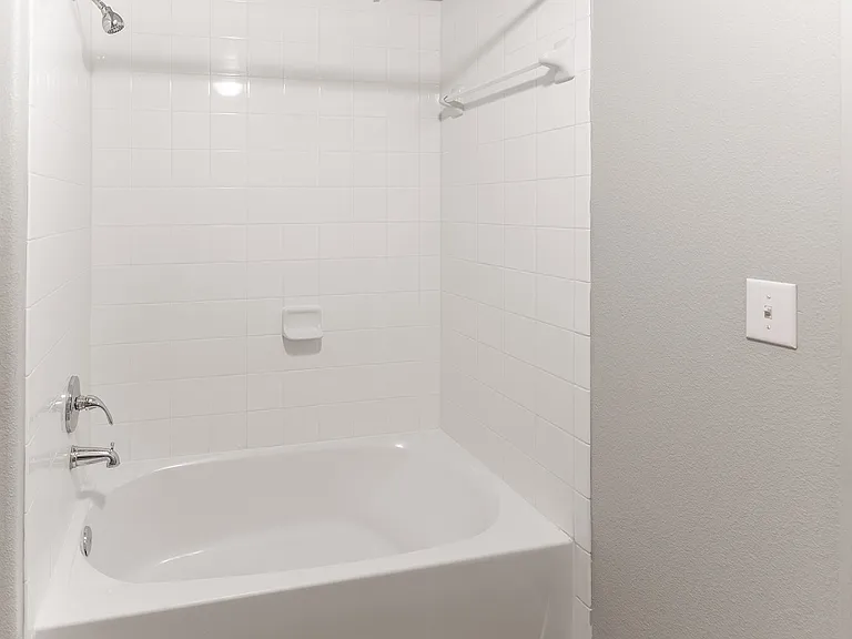 Freedom Hills Ranch Apartments — Photo 96