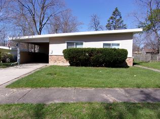 10 Sangamon Ct, Park Forest, IL 60466