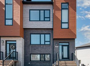 84 Eliza Ritchie Cres, Halifax, NS B3M 0K6