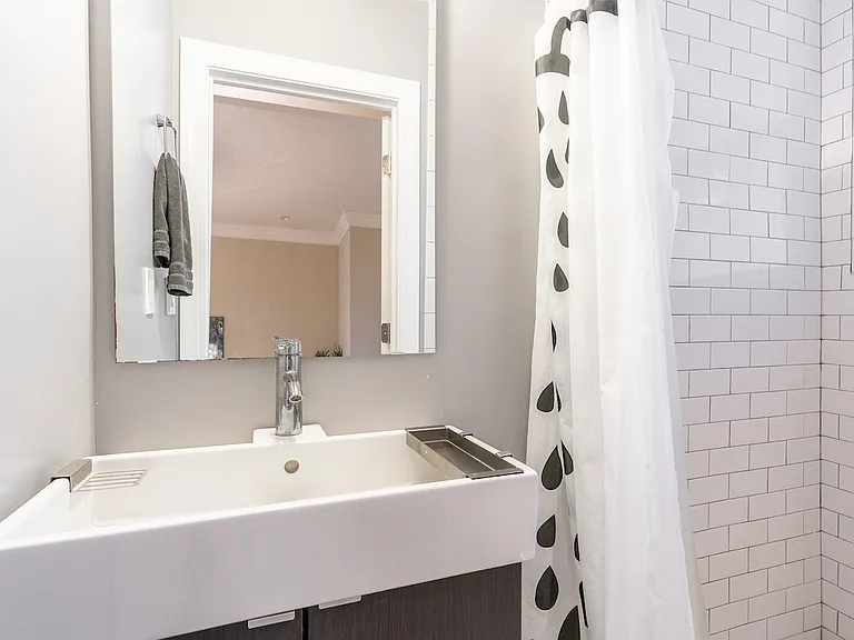 2650 Woodley Pl NW — Photo 14