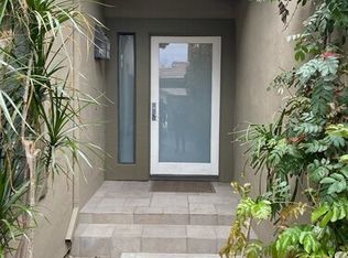 196 Green Mountain Dr UNIT 1, Palm Desert, CA 92211