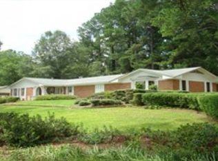 305 Evergreen Dr, Kosciusko, MS 39090
