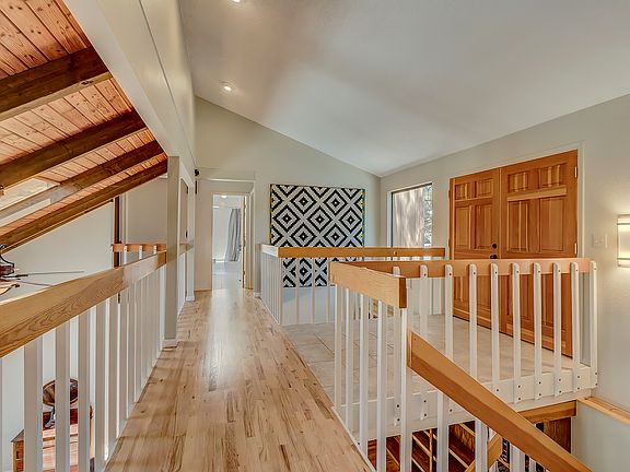 Contemporary Open Entrance